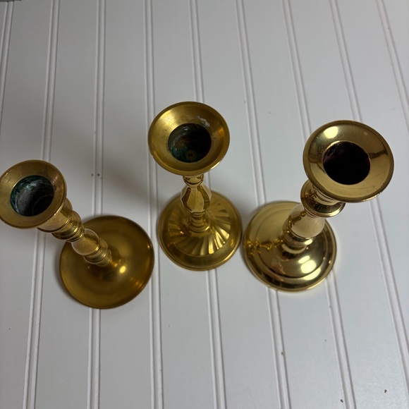 Vintage Brass Candlestick Holders Set of 3 - Picture 4 of 7